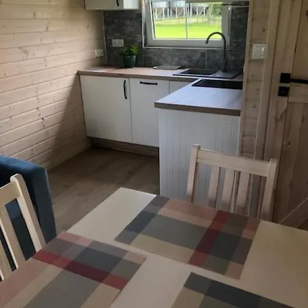 Domki Na Horyzoncie - Anna Budny * Trzebusz